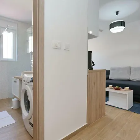 Two New Apartments By The Town Center Zadar Exterior photo