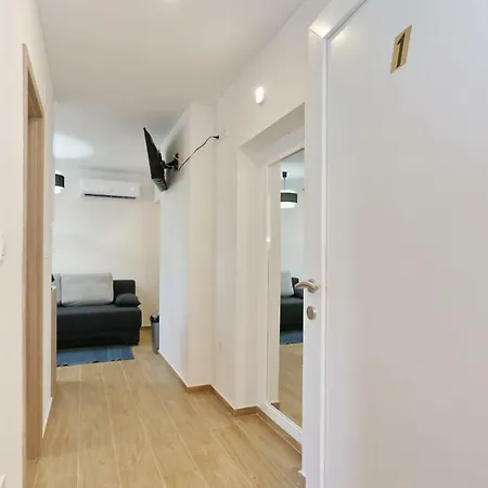 Two New Apartments By The Town Center Zadar Exterior photo